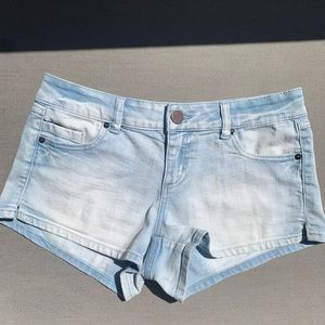 Women’s O’Neill Miller shorts size 26